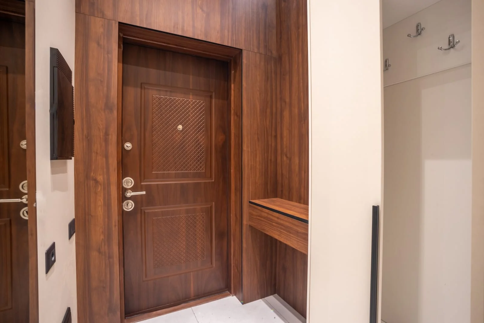 Kirayə 3 otaqlı Mənzil 160 m² Xətai r.