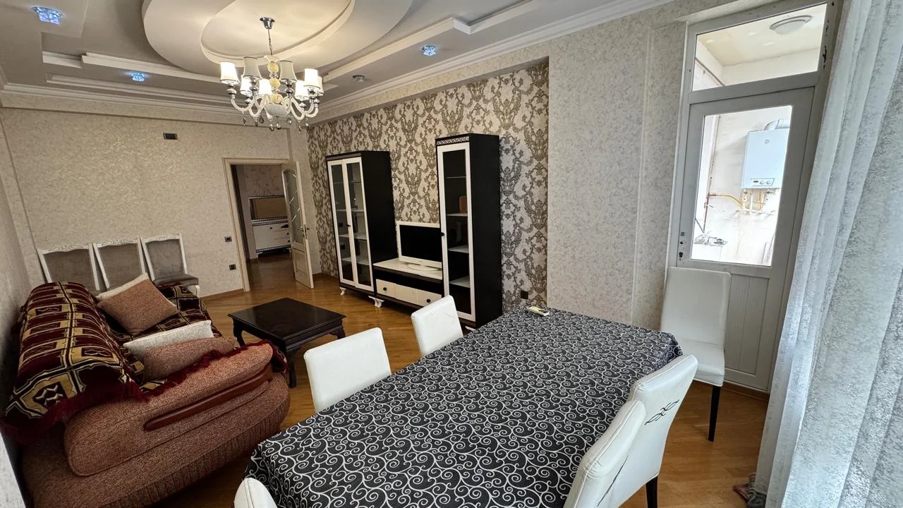 Kirayə 2 otaqlı Mənzil 95 m² Nərimanov r. Nərimanov m. – şəkil 2