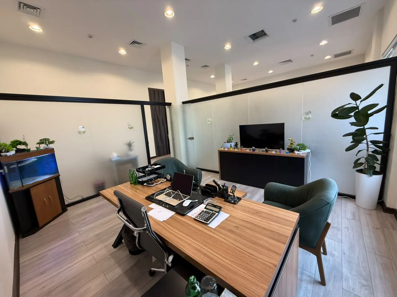 Kirayə 3 otaqlı Ofis 80 m² Nərimanov r. Gənclik m. – şəkil 1