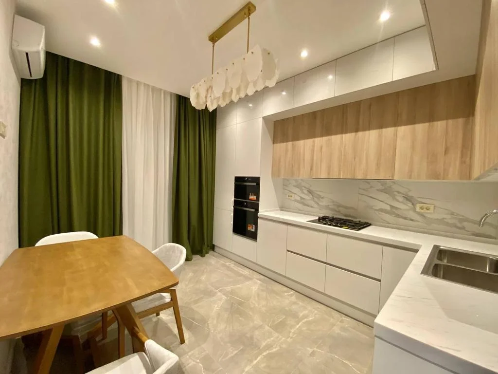 Kirayə 3 otaqlı Mənzil 148 m² Yasamal r. – şəkil 7