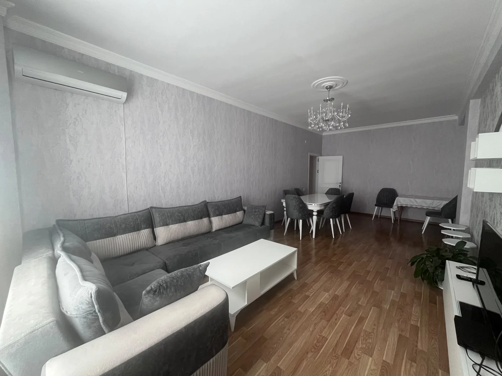 Satılır 2 otaqlı Mənzil 86 m² Xətai r.