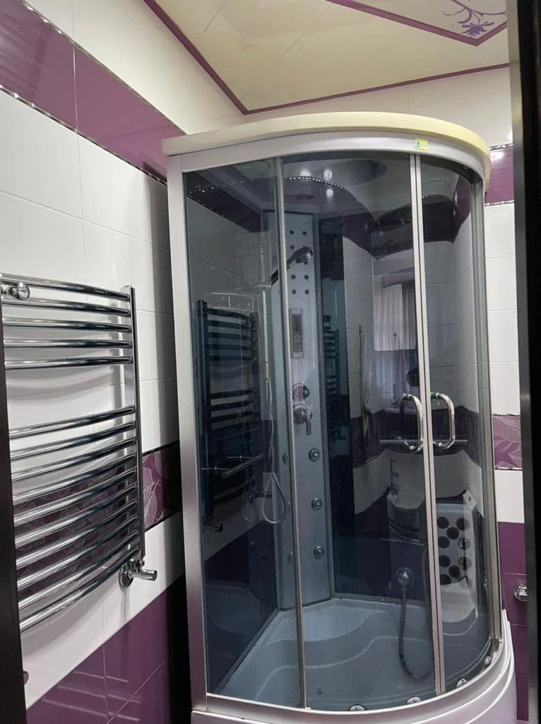 Kirayə 4 otaqlı Mənzil 175 m² Nərimanov r.