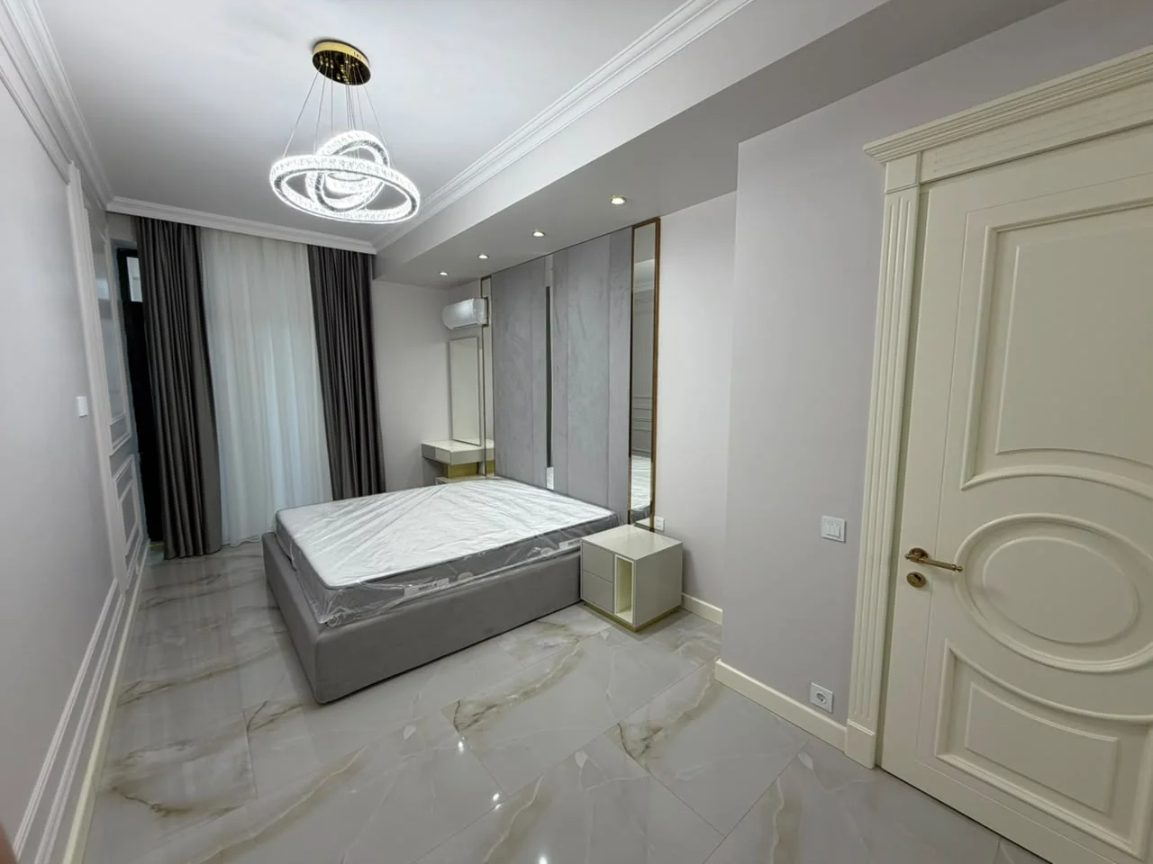 Kirayə 3 otaqlı Mənzil 115 m² Nəsimi r.
