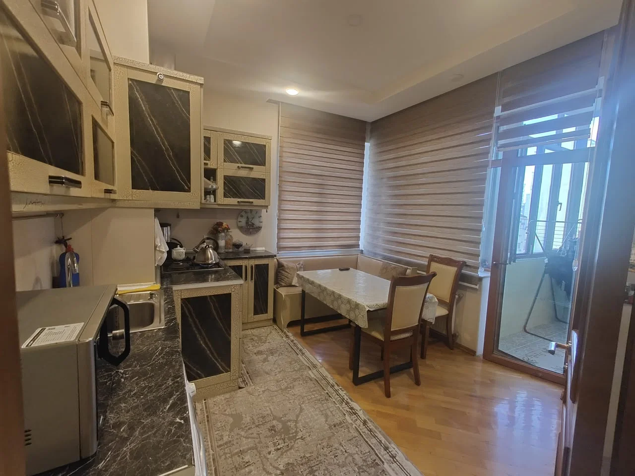 Satılır 3 otaqlı Mənzil 90 m² Yasamal r.