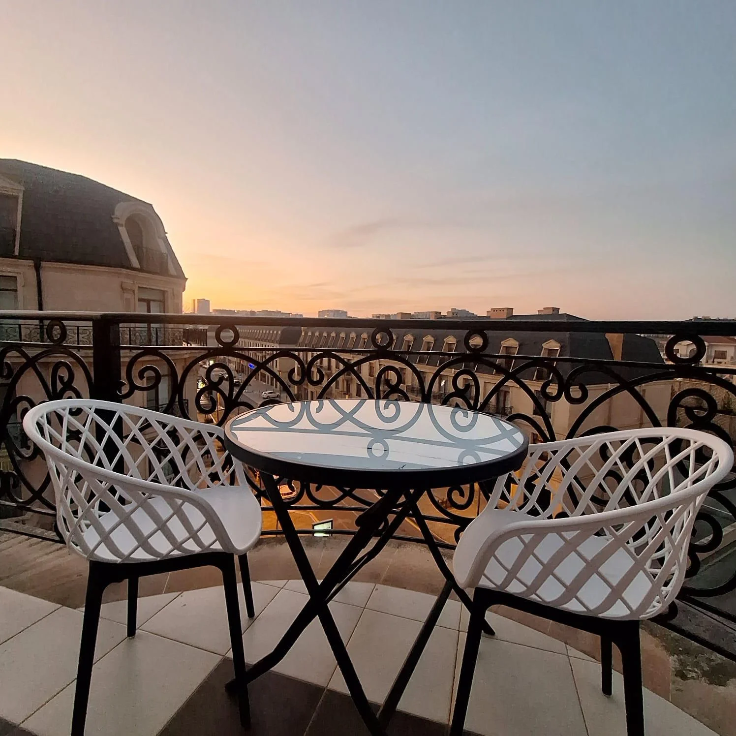 Kirayə 3 otaqlı Mənzil 150 m² Xətai r.