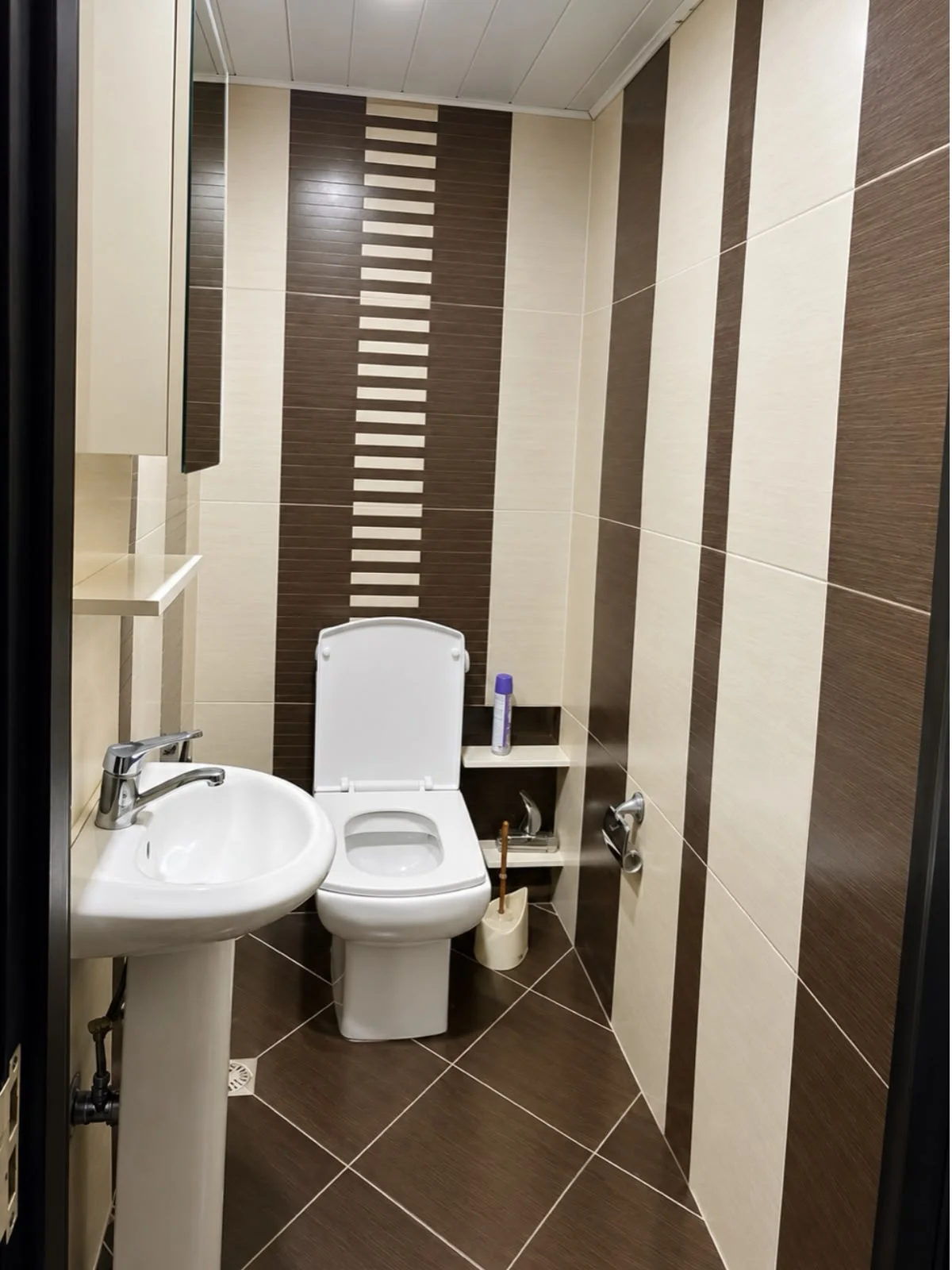 Kirayə 3 otaqlı Mənzil 120 m² Yasamal r.