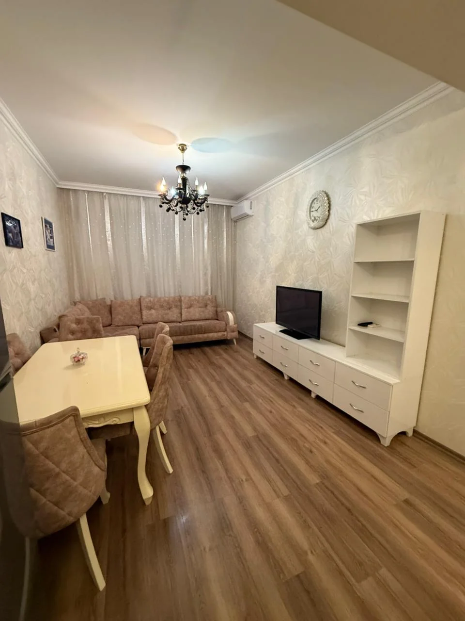 Kirayə 2 otaqlı Mənzil 70 m² Yasamal r. – şəkil 1