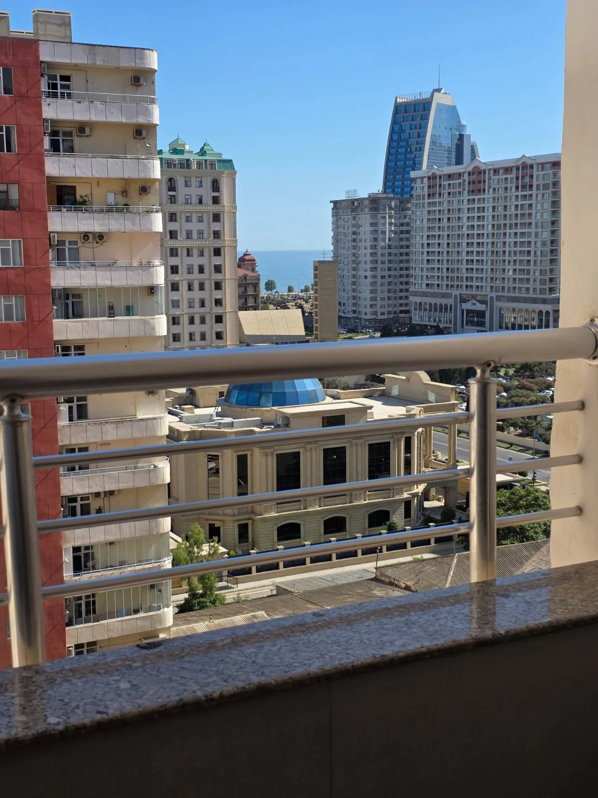 Kirayə 3 otaqlı Mənzil 115 m² Xətai r.