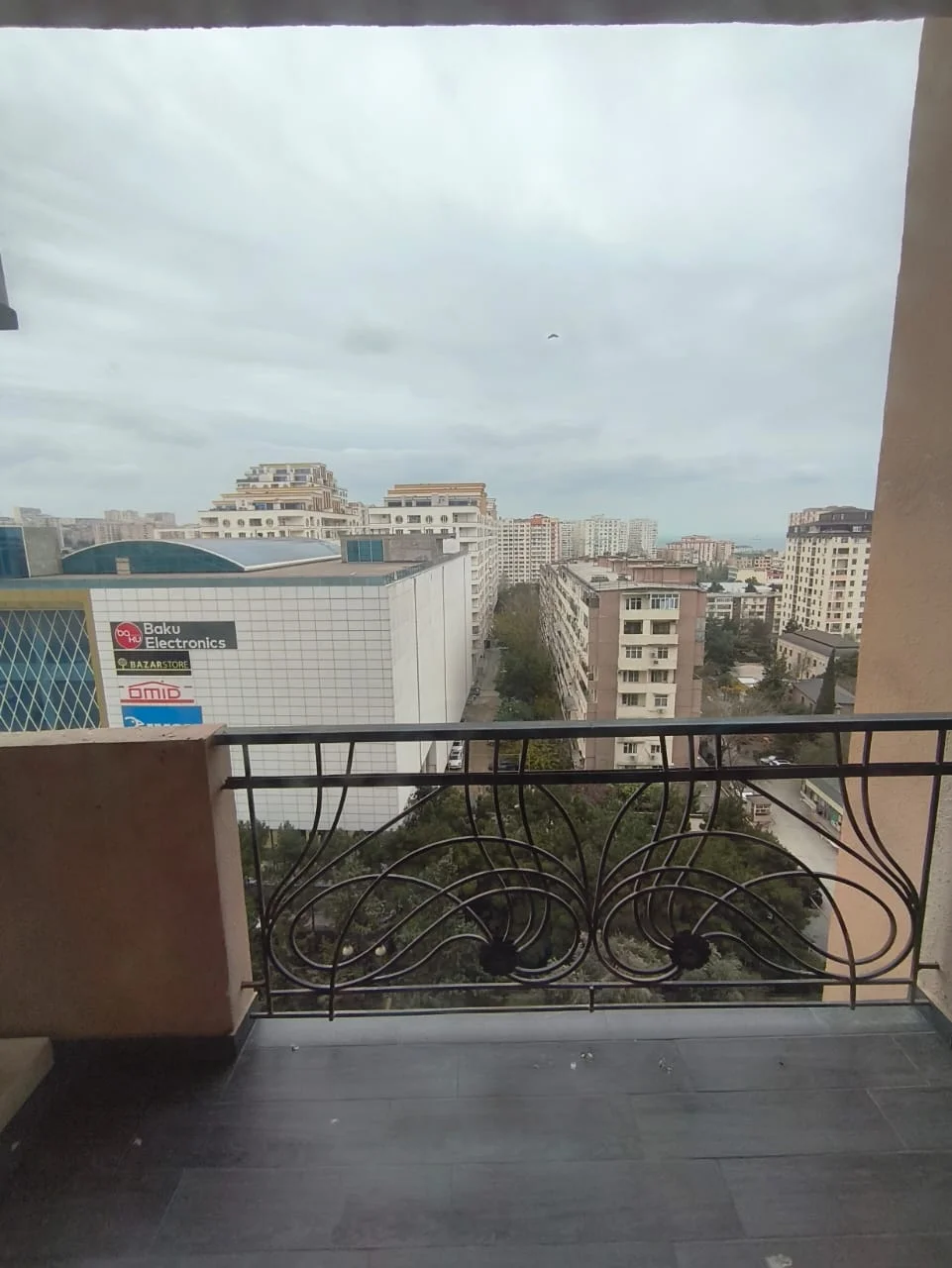 Ukrayna dairəsində 3otaq mənzil