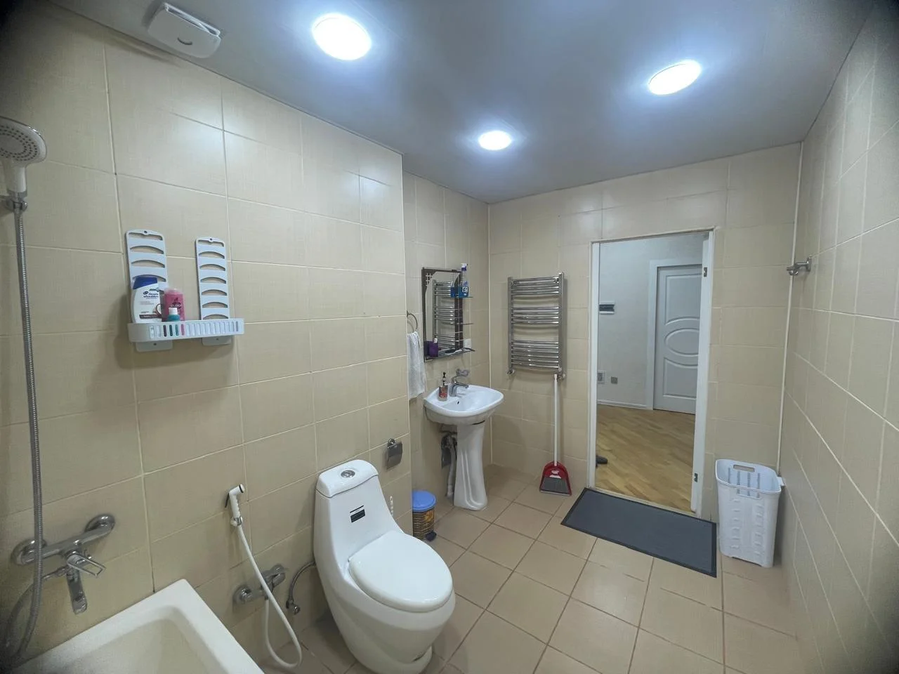 Kirayə 3 otaqlı Mənzil 150 m² Nəsimi r. – şəkil 16