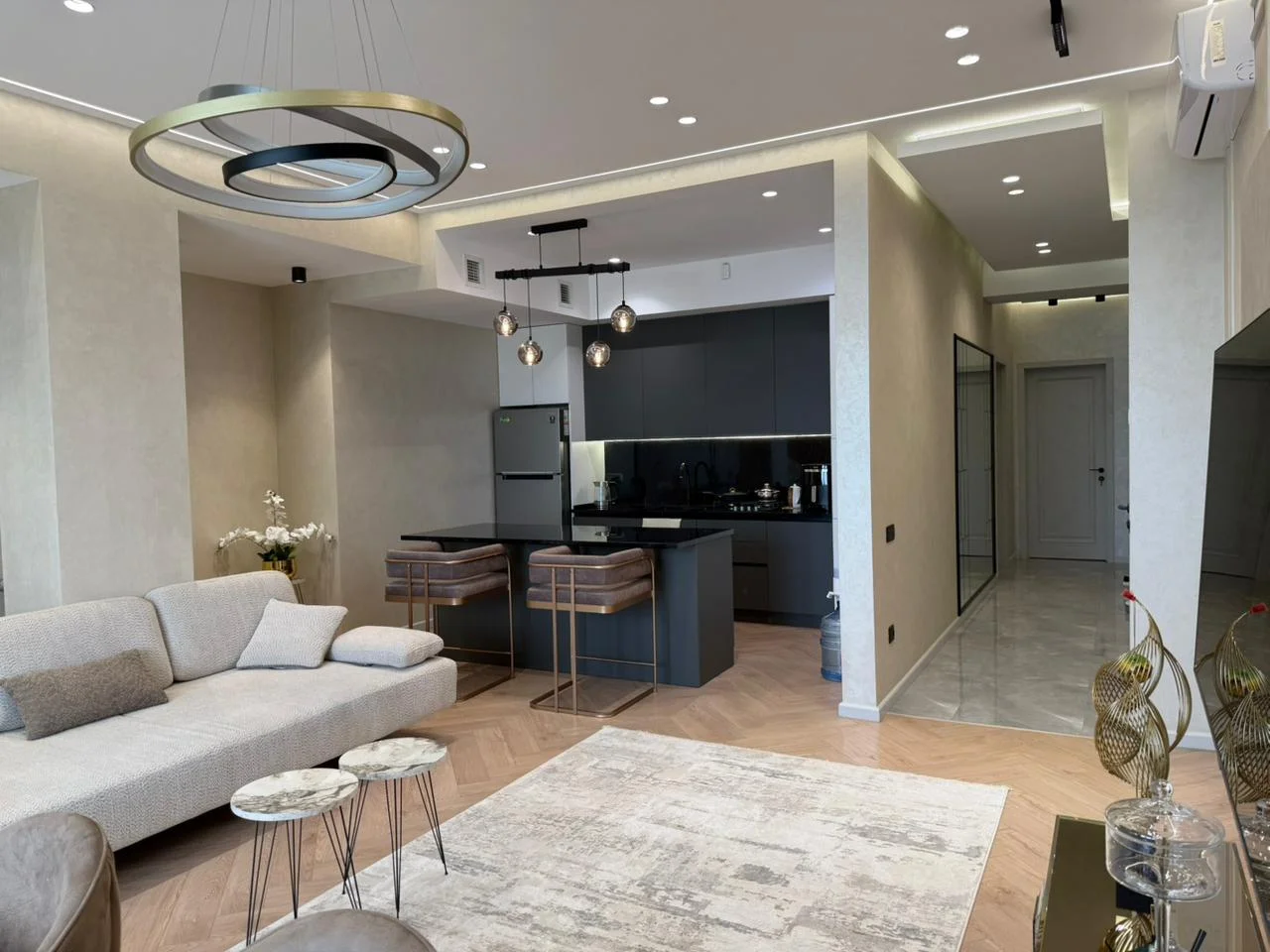 Kirayə 2 otaqlı Mənzil 110 m² Səbail r. İçərişəhər m. – şəkil 5