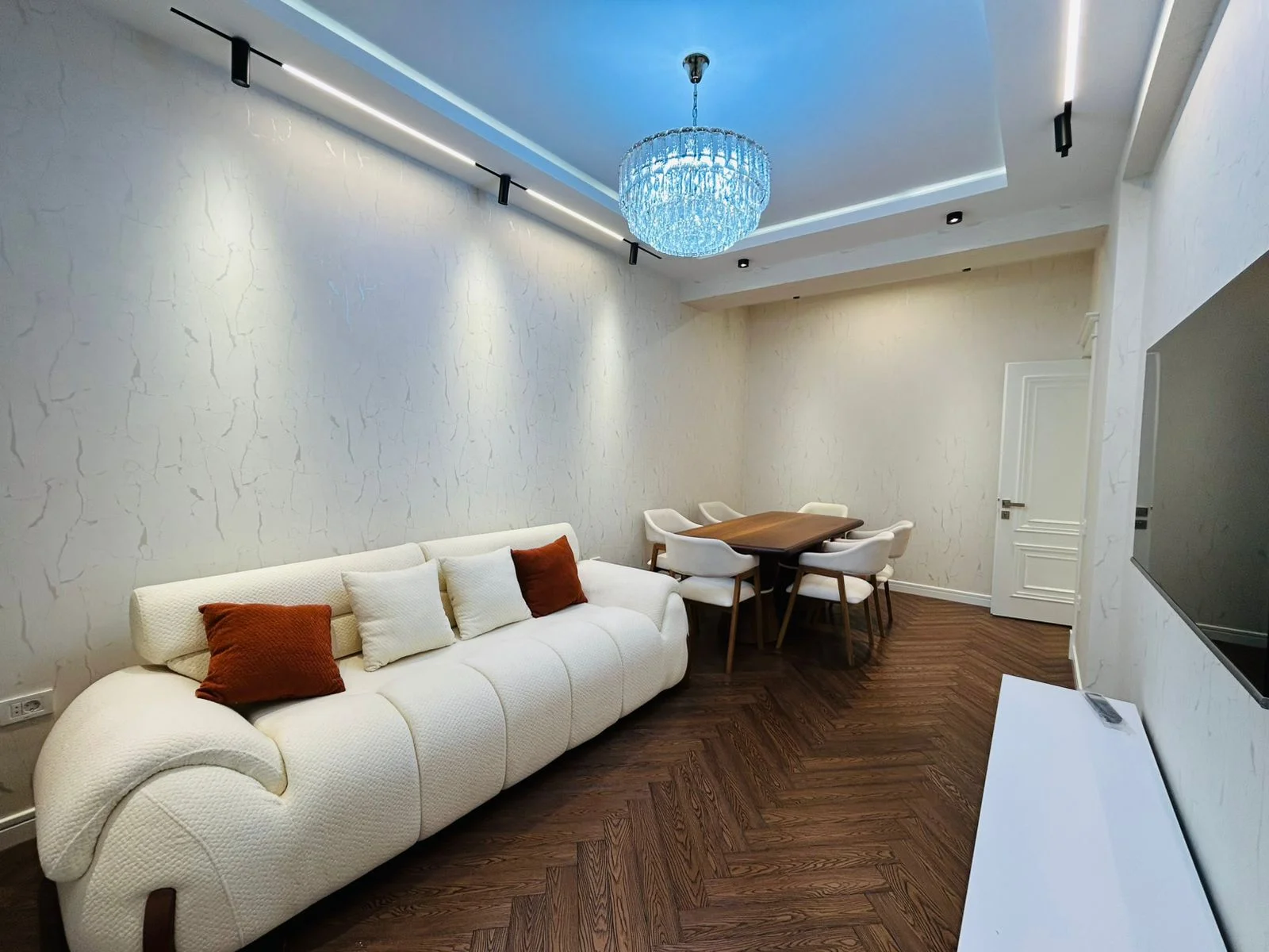 Kiralık 2 odalı Daire 70 m² Yasamal ilçesi Elmlər Akademiyası metro – şəkil 1