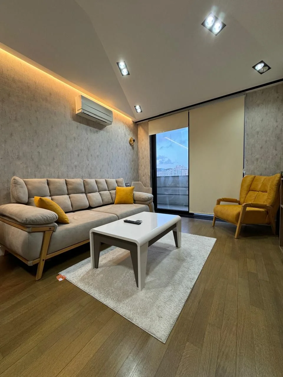 For rent 2-room Apartment 60 m² Nəsimi dist. 28 May metro – şəkil 1