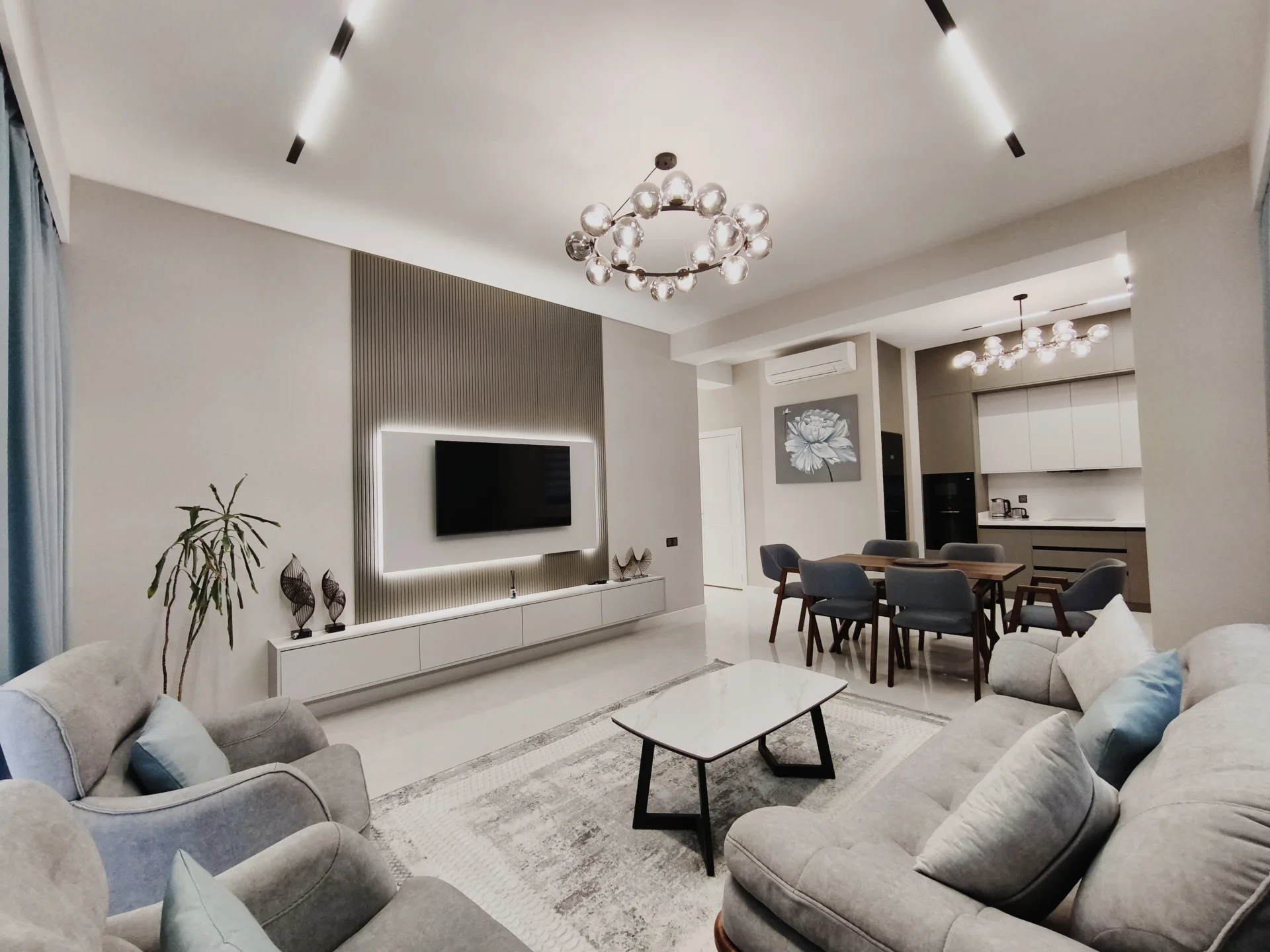 Kirayə 3 otaqlı Mənzil 120 m² Xətai r.