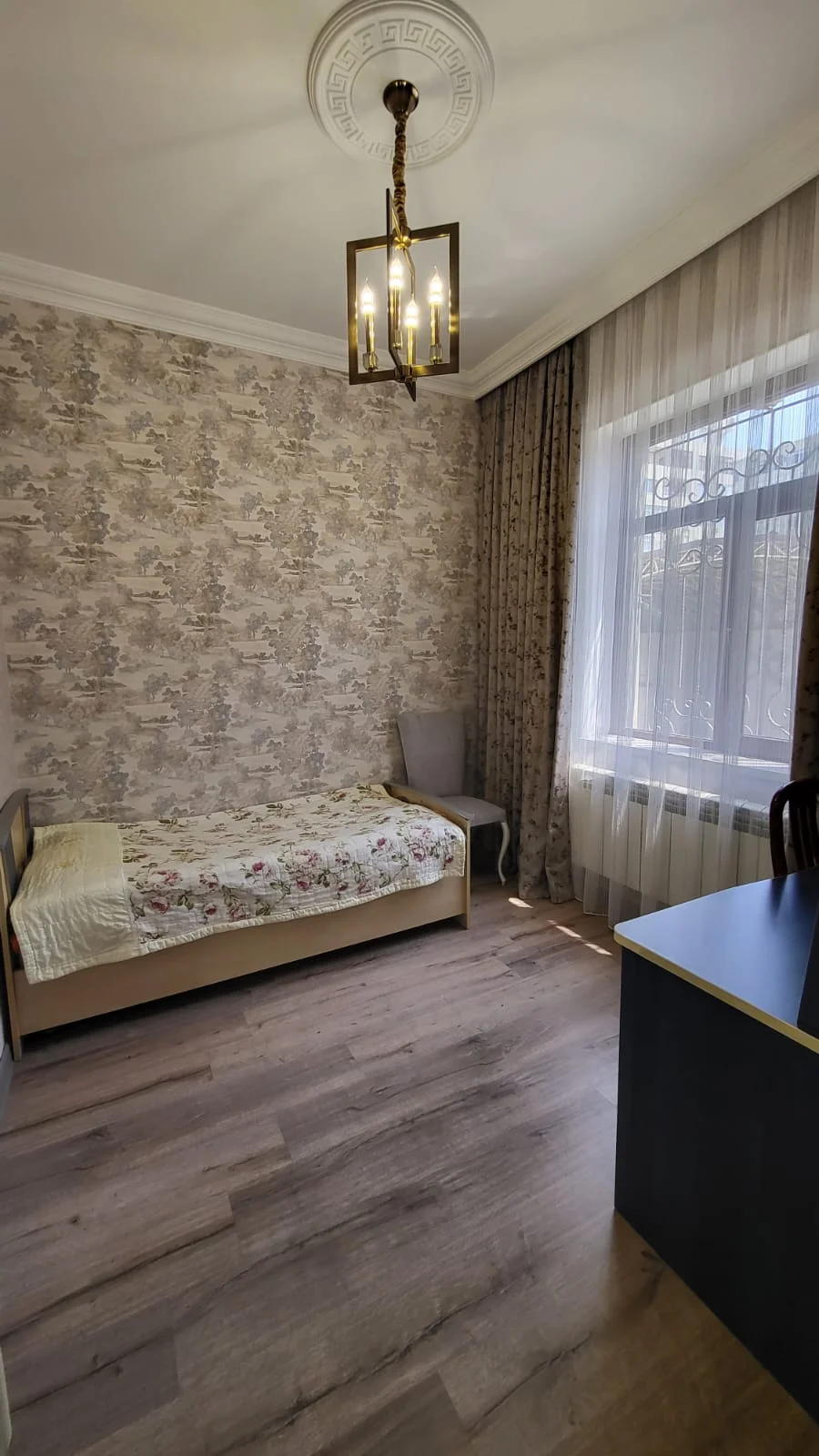 Kirayə 7 otaqlı Həyət evi / Bağ evi 260 m² Səbail r.