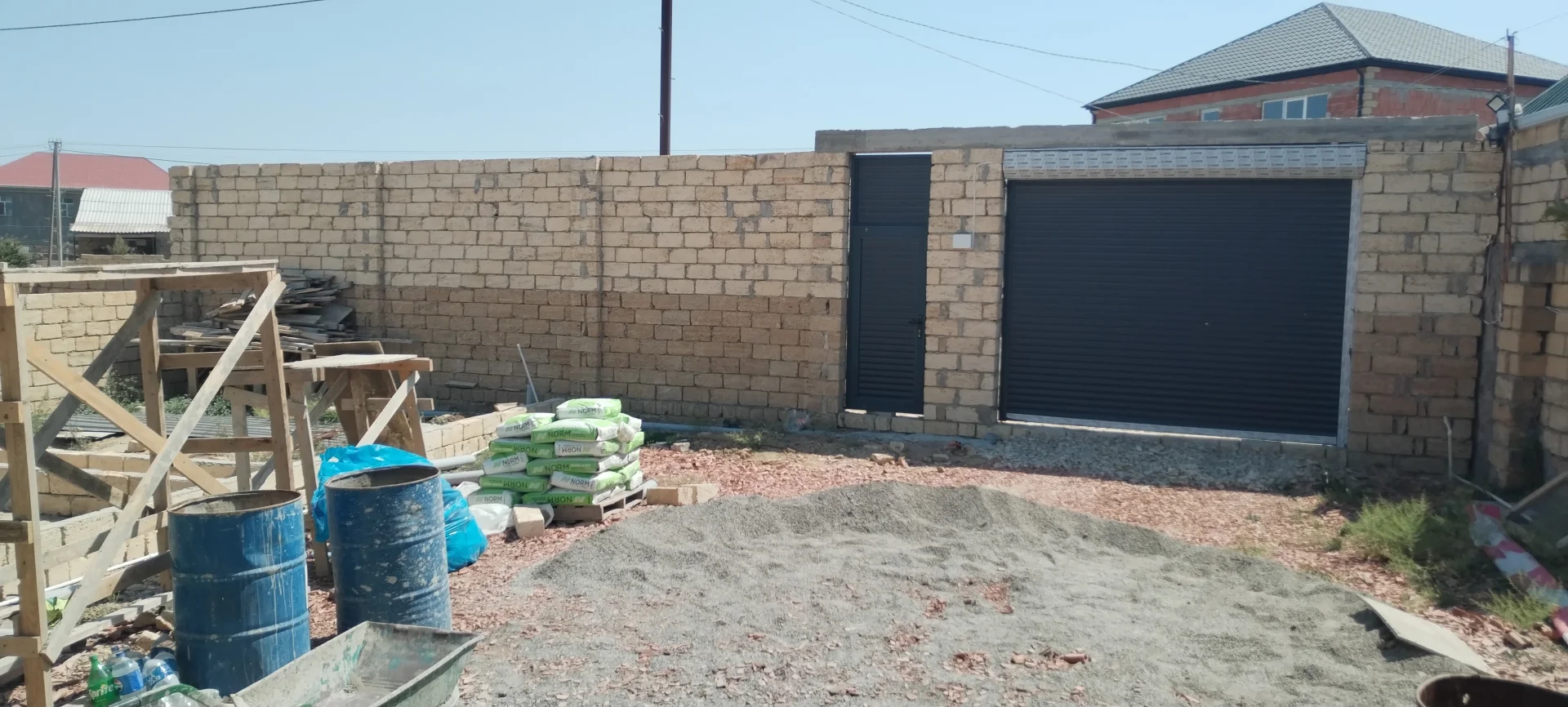 Satılır 5 otaqlı Həyət evi / Bağ evi 240 m² Abşeron r.