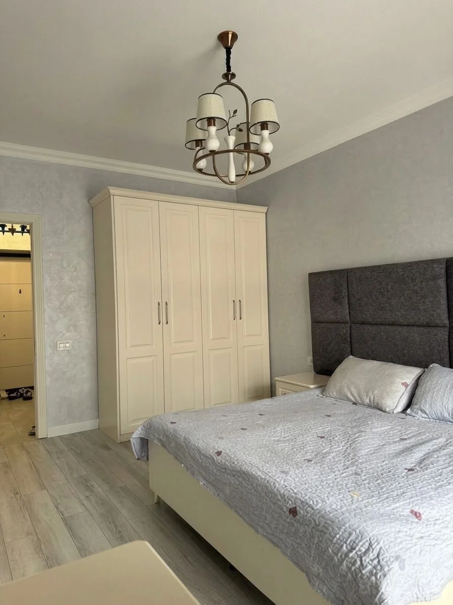 Kirayə 2 otaqlı Mənzil 100 m² Nəsimi r. 8 Noyabr m. – şəkil 2
