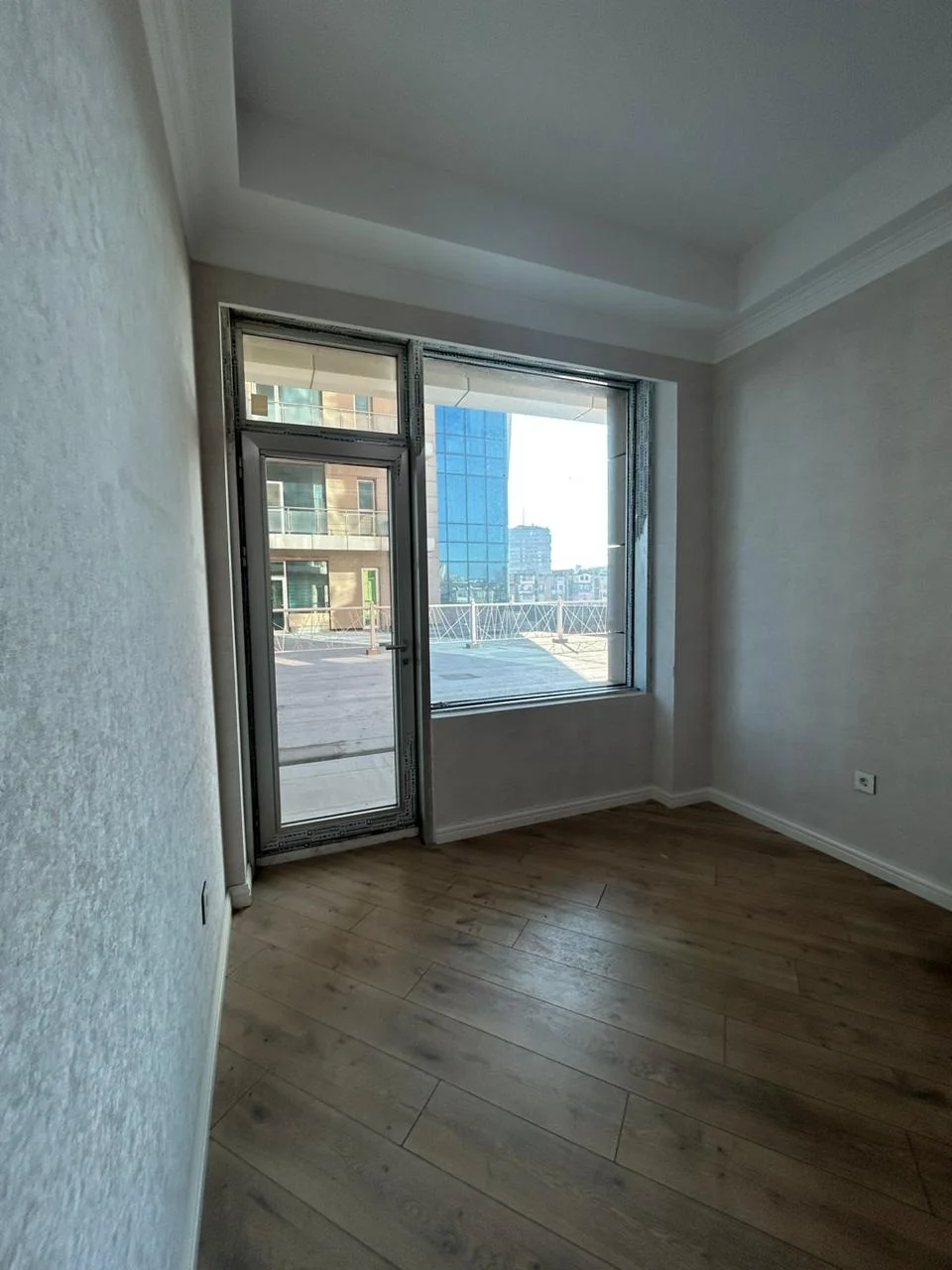 Kiralık 3 odalı Ofis 116 m² Yasamal ilçesi Elmlər Akademiyası metro – şəkil 2