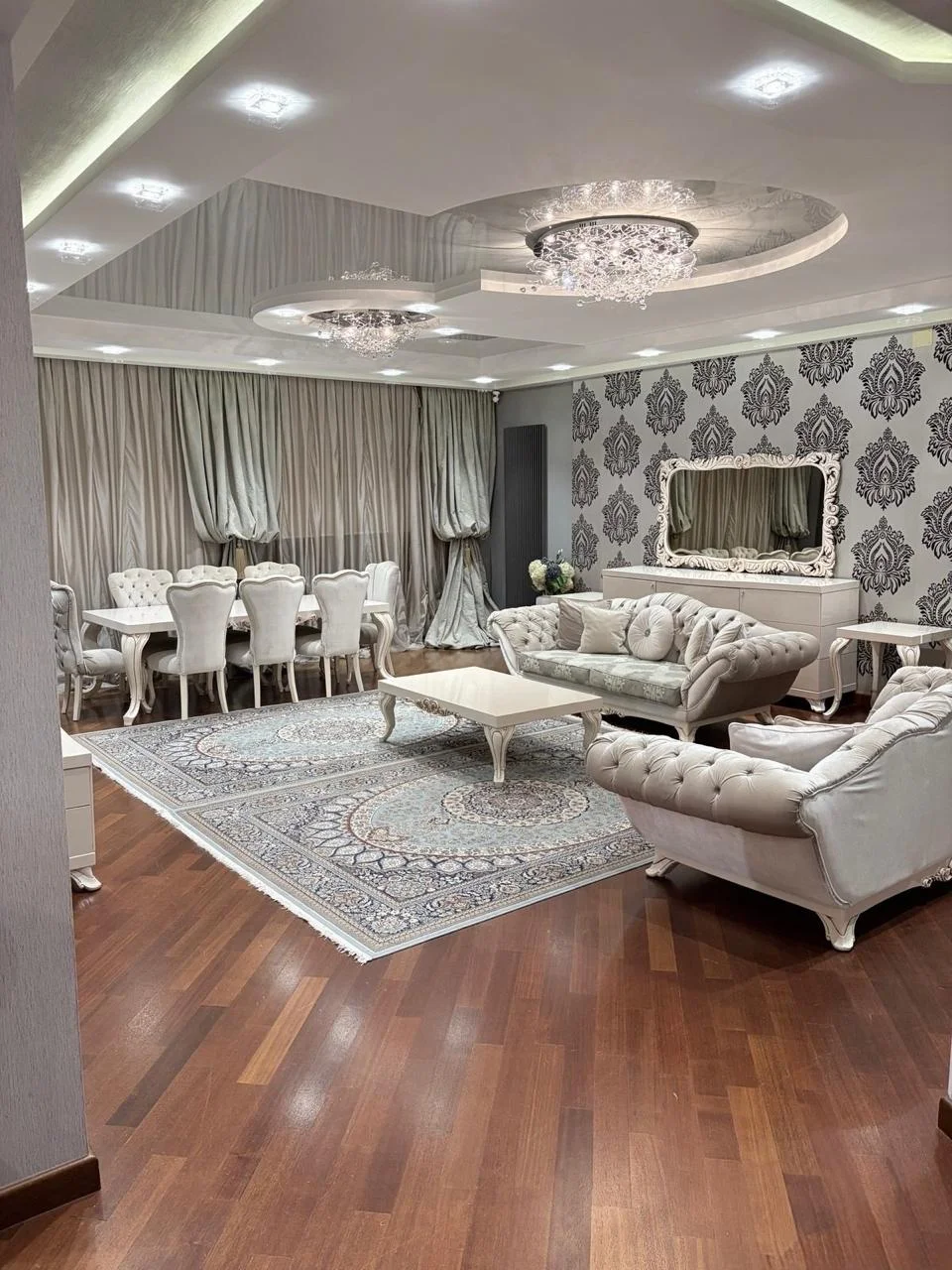 Kirayə 4 otaqlı Mənzil 200 m² Nərimanov r.