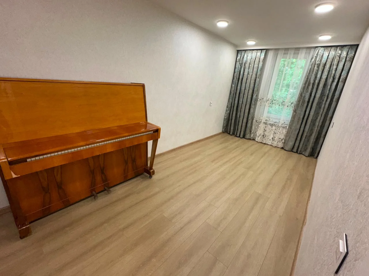 Satılır 2 otaqlı Mənzil 65 m² Nəsimi r.