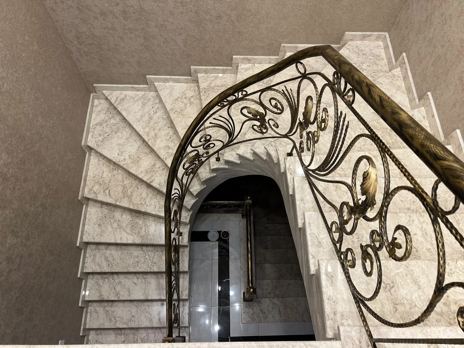 Kirayə 6 otaqlı Həyət evi / Bağ evi 360 m² Xətai r. Həzi Aslanov q. – şəkil 14
