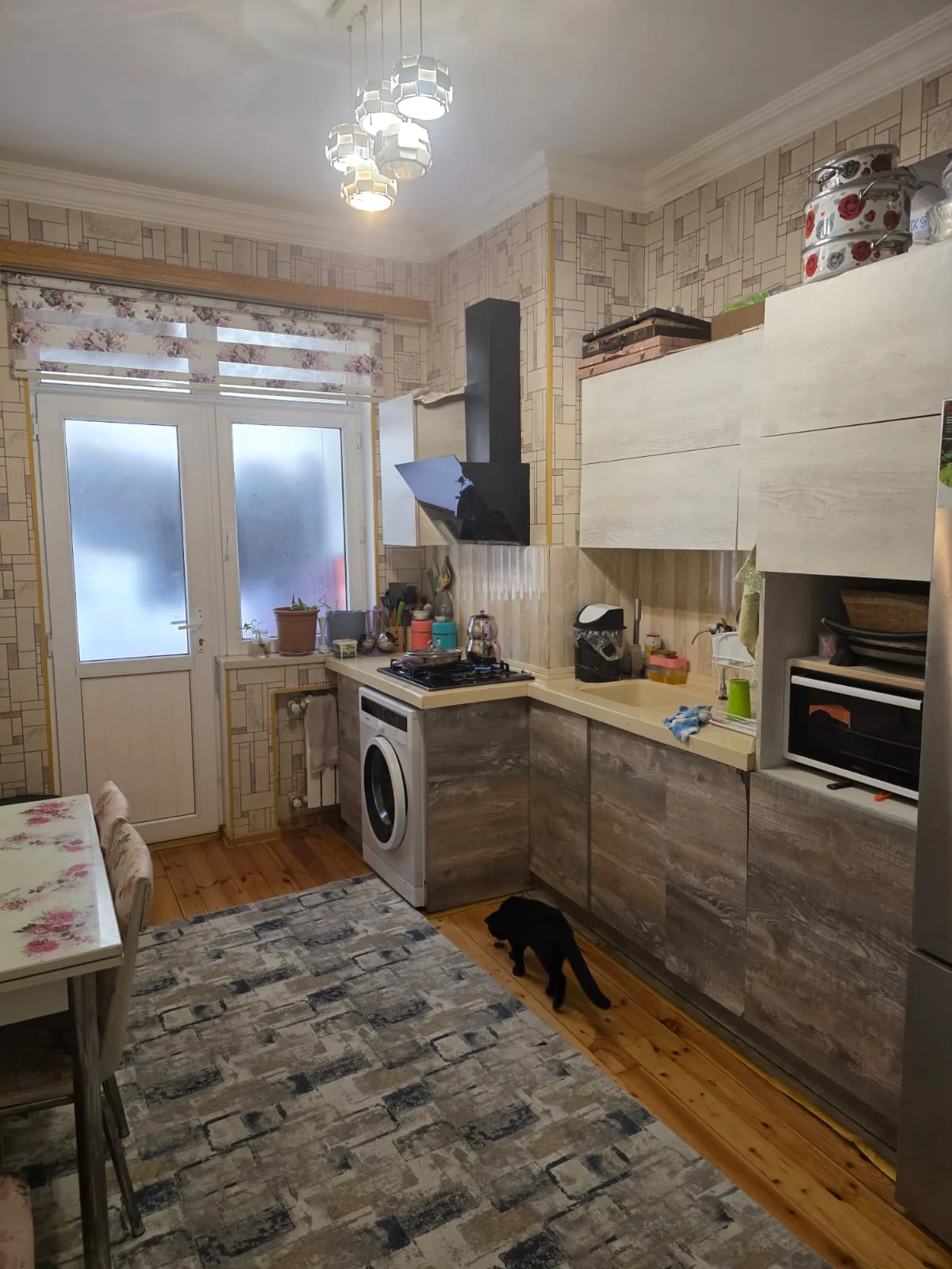 Satılır 4 otaqlı Mənzil 107 m² Abşeron r.