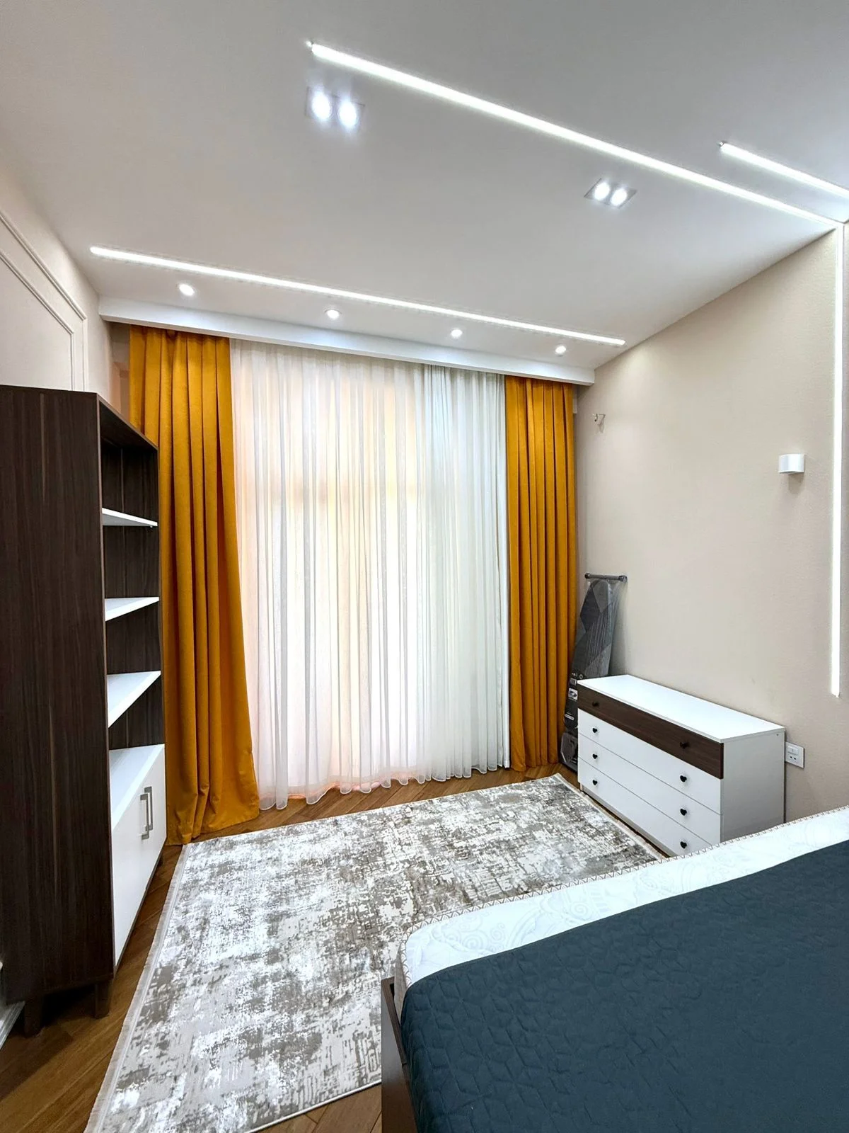 Kirayə 2 otaqlı Mənzil 70 m² Nərimanov r.