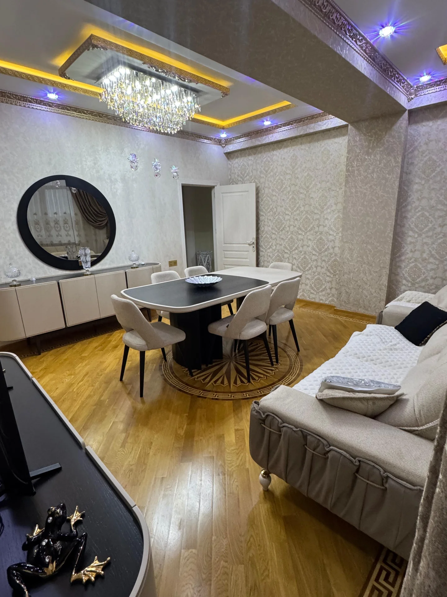 Satılır 2 otaqlı Mənzil 86 m² Yasamal r. Yeni Yasamal q. İnşaatçılar m. – şəkil 2