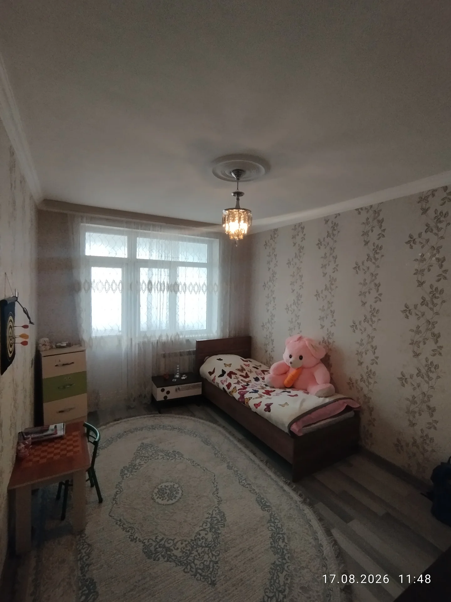 Təcili satılır İşiqli,geniş, təmirl
