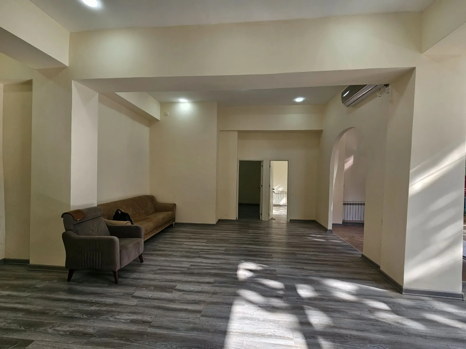 Kirayə Obyekt 110 m² Binəqədi r.