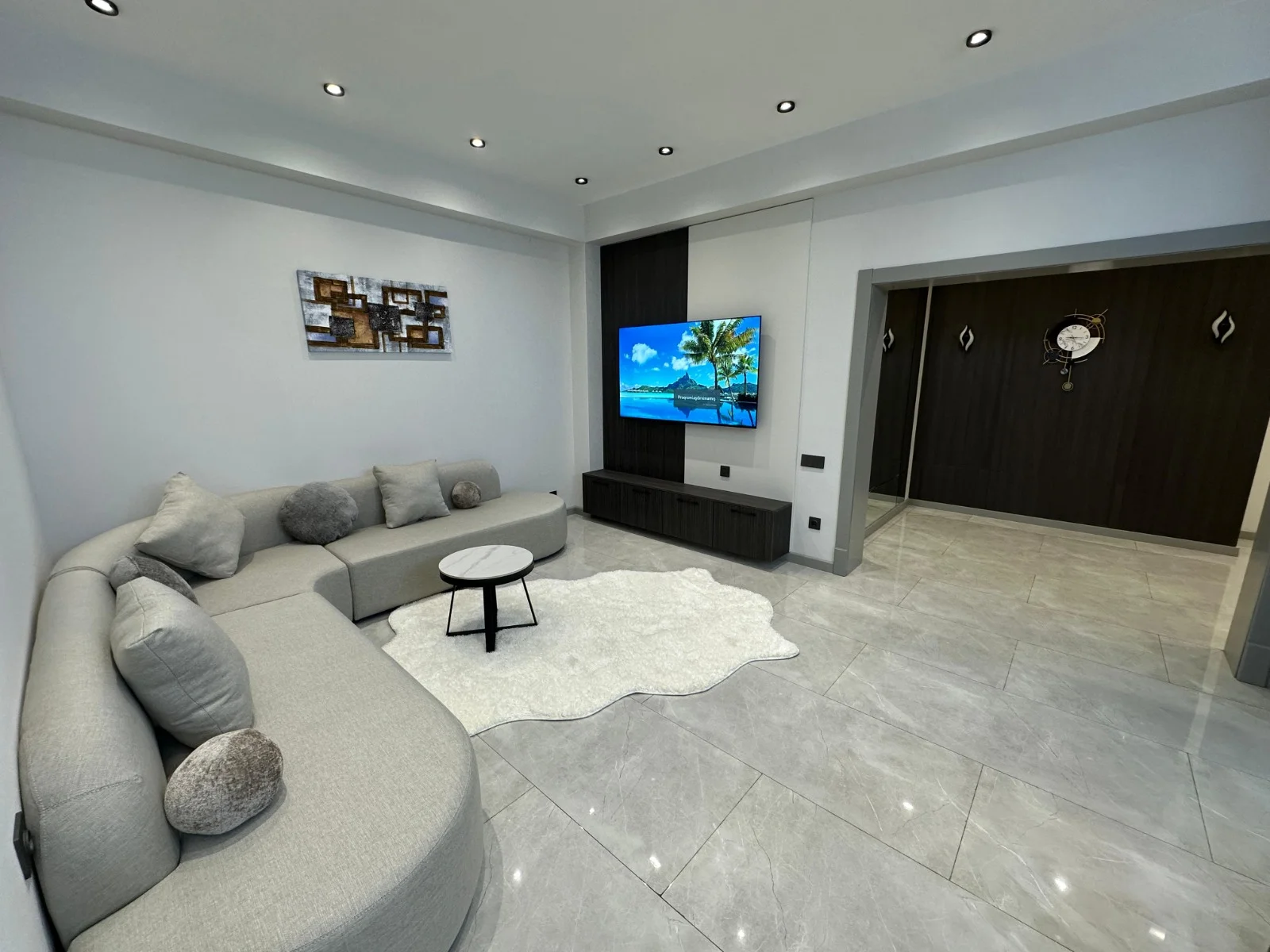 Kirayə 3 otaqlı Mənzil 100 m² Nəsimi r. – şəkil 1