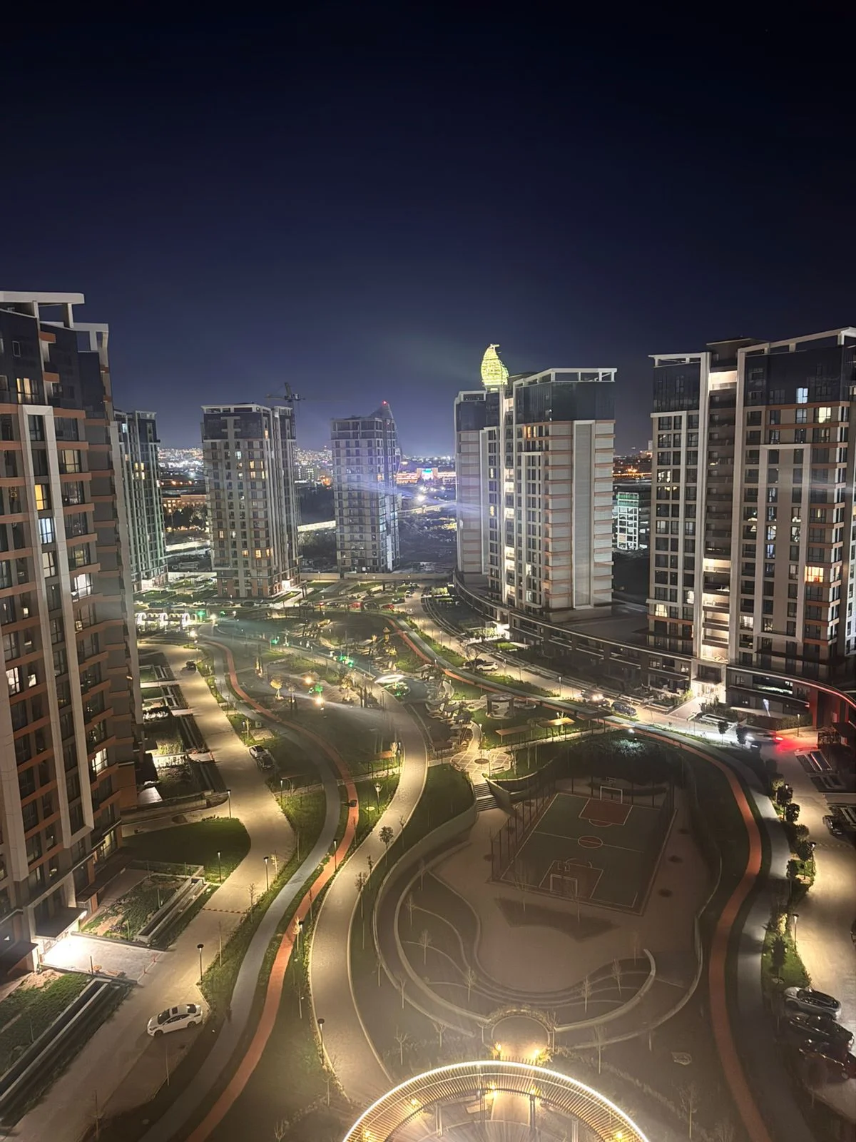 Kirayə 4 otaqlı Mənzil 129 m² Nərimanov r.