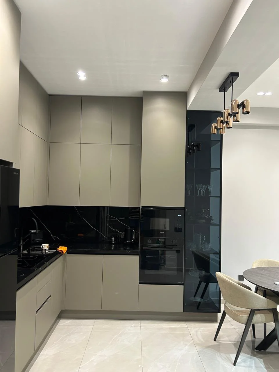 Kirayə 3 otaqlı Mənzil 97 m² Nəsimi r.