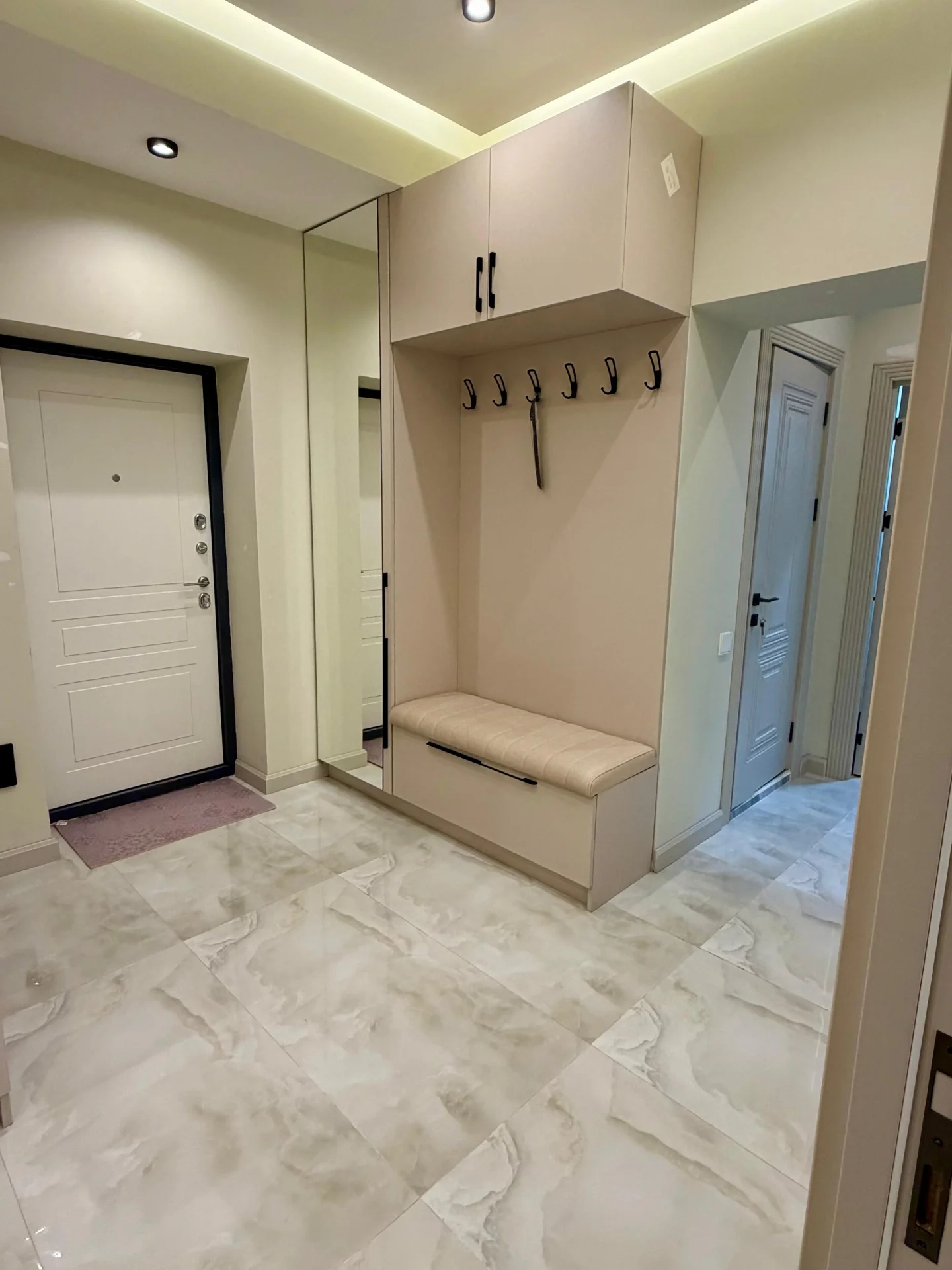 Kirayə 2 otaqlı Mənzil 85 m² Nəsimi r.