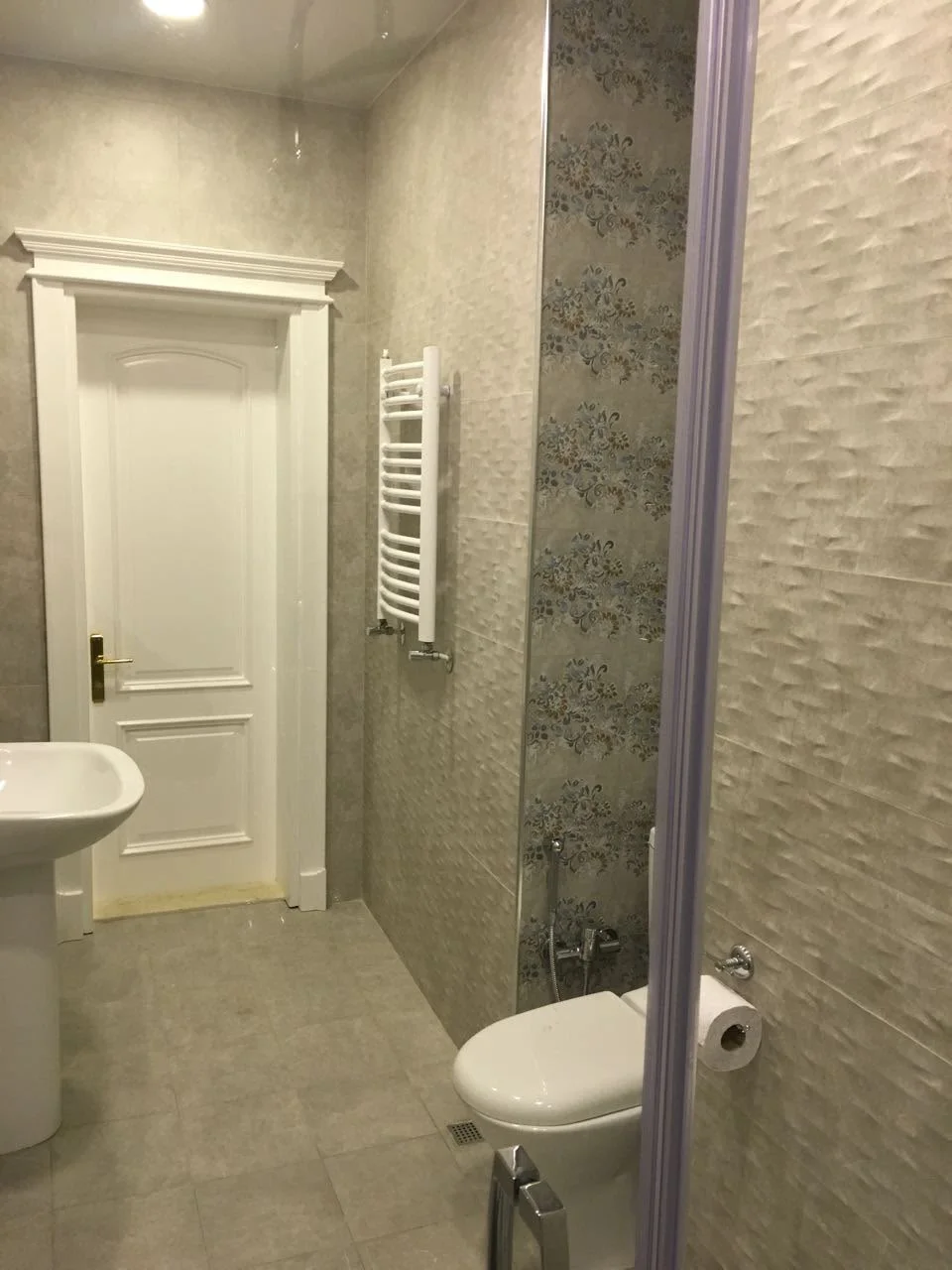 Kirayə 3 otaqlı Mənzil 165 m² Nəsimi r.