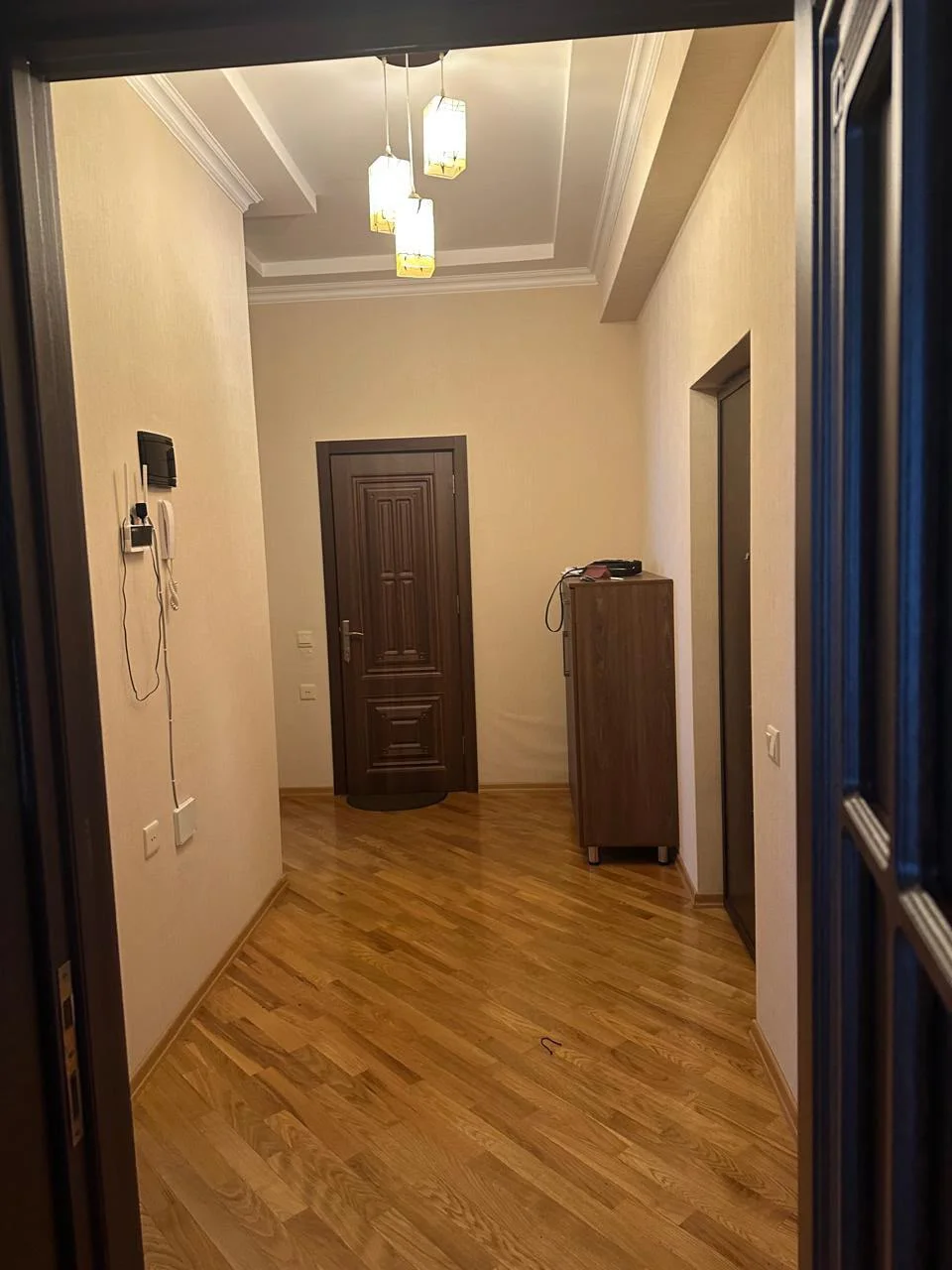 Kirayə 2 otaqlı Mənzil 75 m² Yasamal r. İnşaatçılar m. – şəkil 1