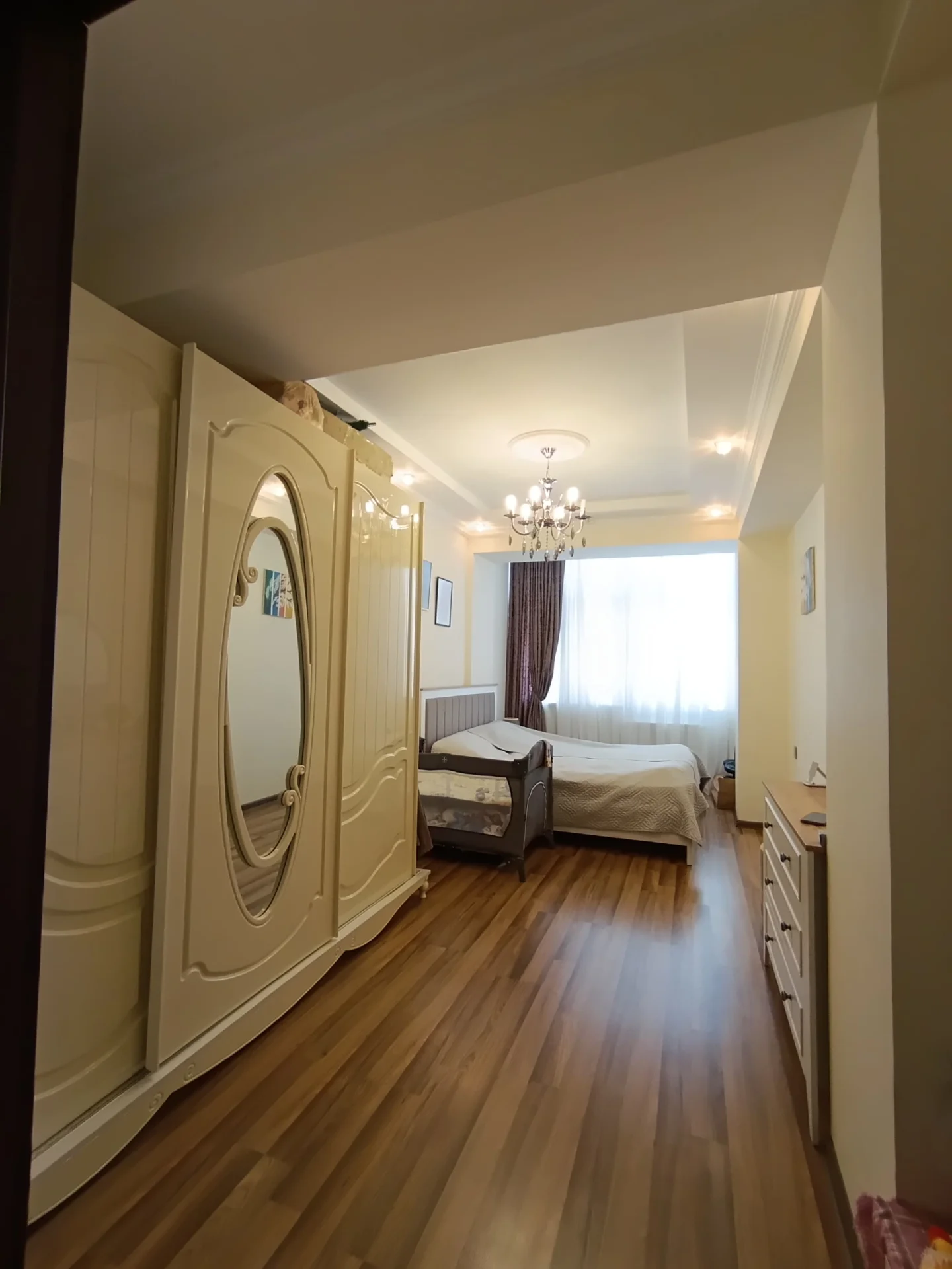 Satılır 2 otaqlı Mənzil 77 m² Abşeron r.