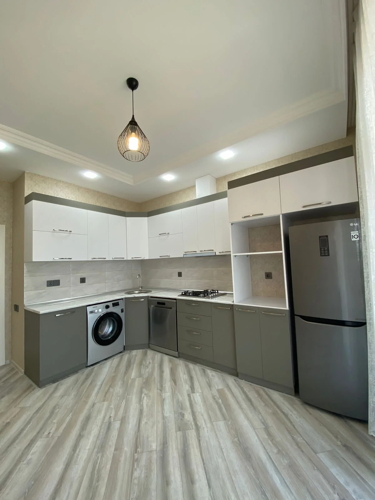Kirayə 2 otaqlı Mənzil 106 m² Yasamal r. – şəkil 2