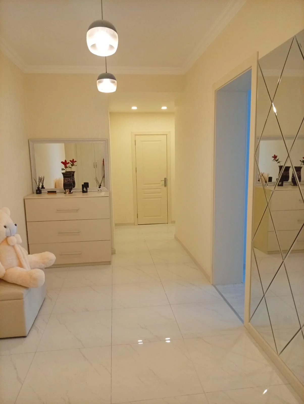 Kirayə 3 otaqlı Mənzil 110 m² Nəsimi r.