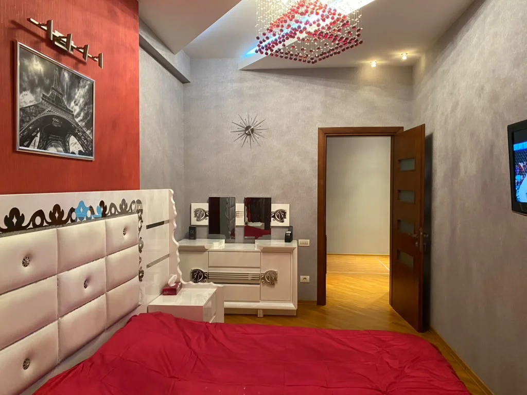 Kirayə 3 otaqlı Mənzil 120 m² Yasamal r. – şəkil 6