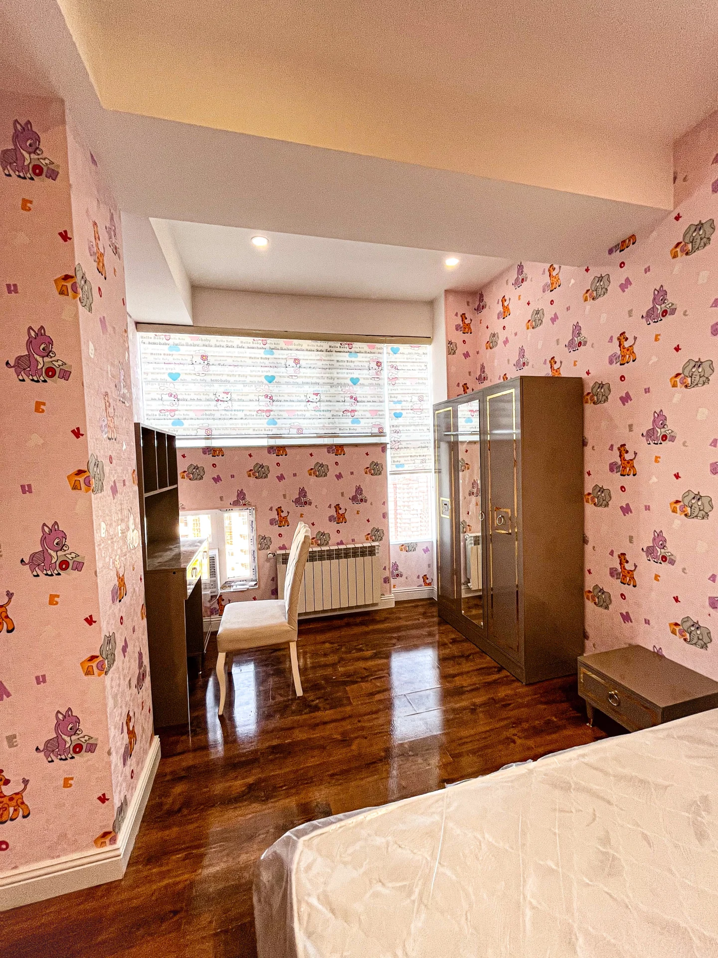 Kirayə 4 otaqlı Mənzil 350 m² Nəsimi r. 28 May m. – şəkil 17