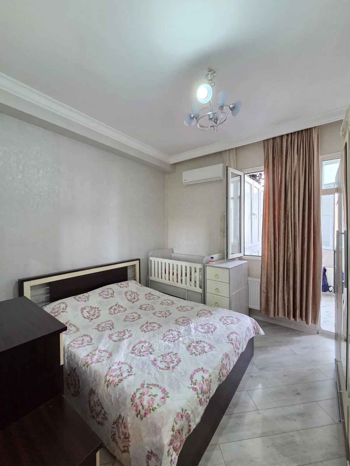 Satılır 2 otaqlı Mənzil 55 m²  8 Noyabr m. – şəkil 4