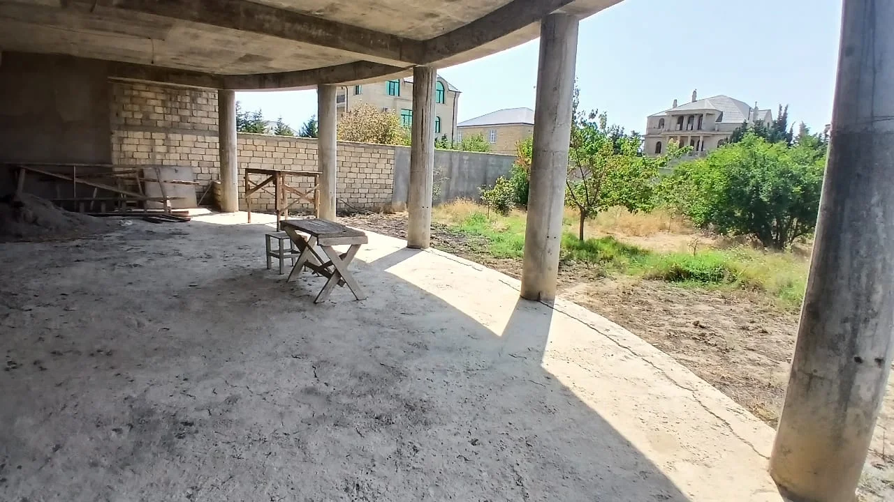 Satılır 8 otaqlı Həyət evi / Bağ evi 375 m² Abşeron r.