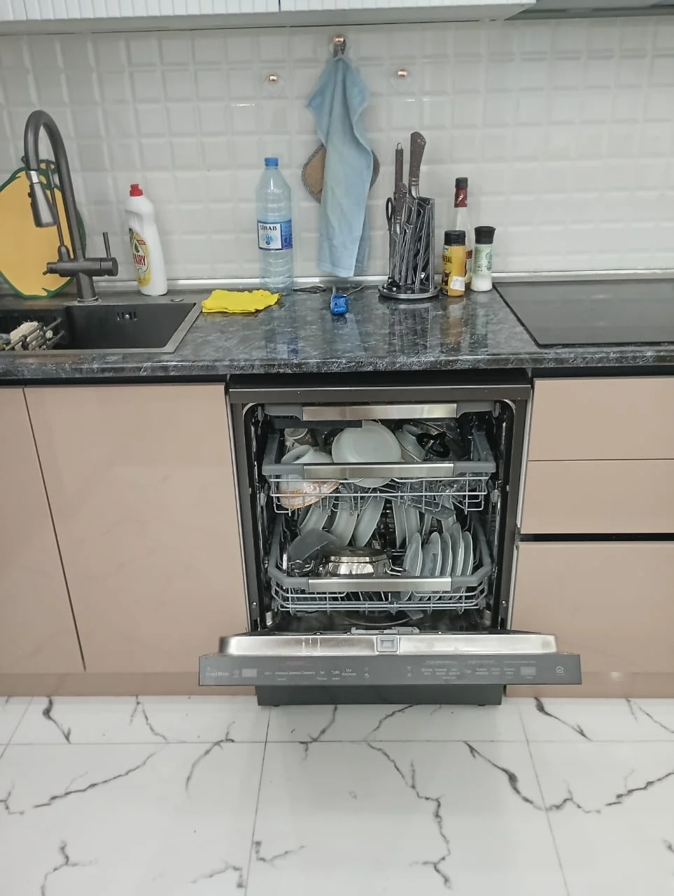 Kirayə 4 otaqlı Mənzil 165 m² Yasamal r.
