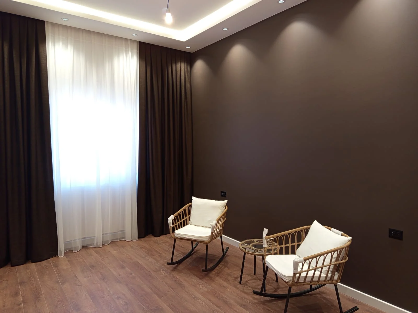 Kirayə 3 otaqlı Mənzil 130 m² Xətai r.