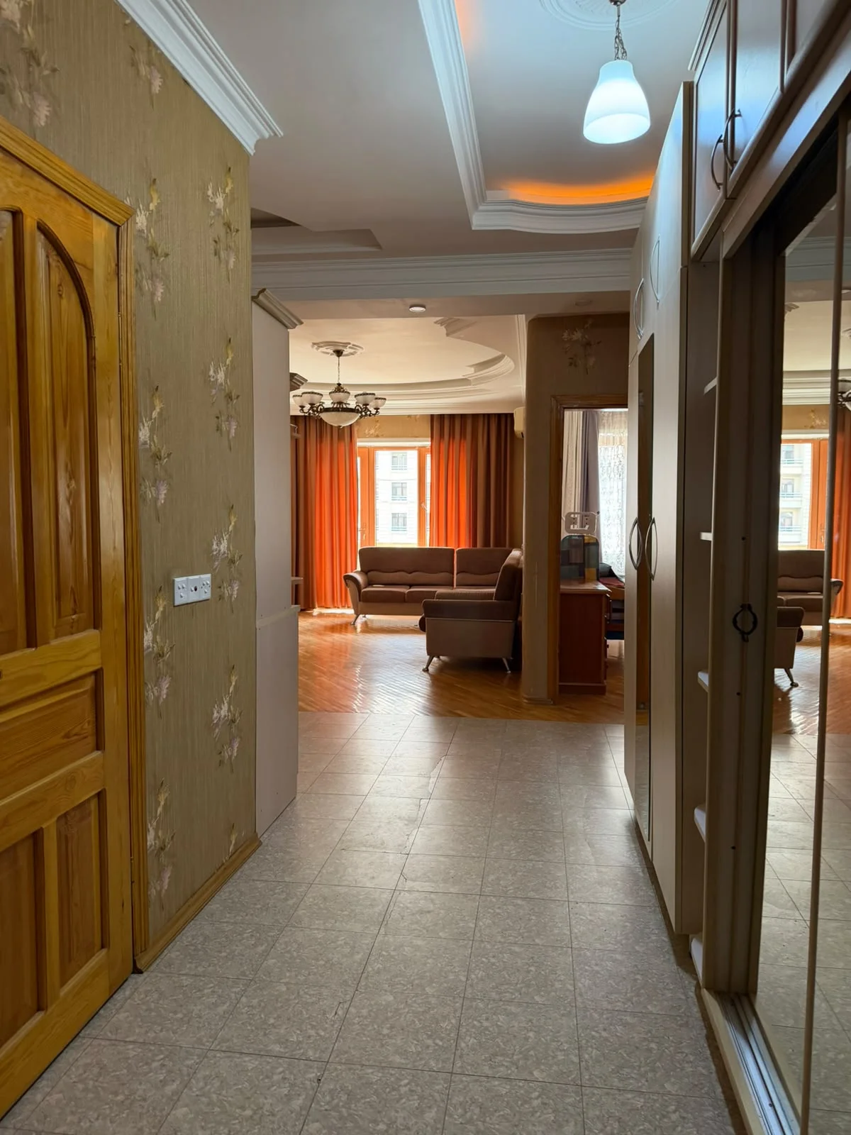 Satılır 2 otaqlı Mənzil 76 m² Yasamal r. Nizami m. – şəkil 9