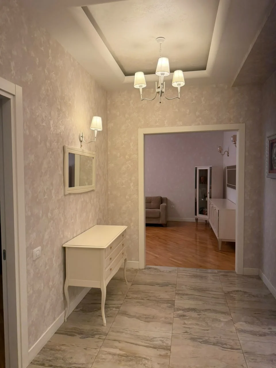 Kirayə 2 otaqlı Mənzil 103 m² Nəsimi r.