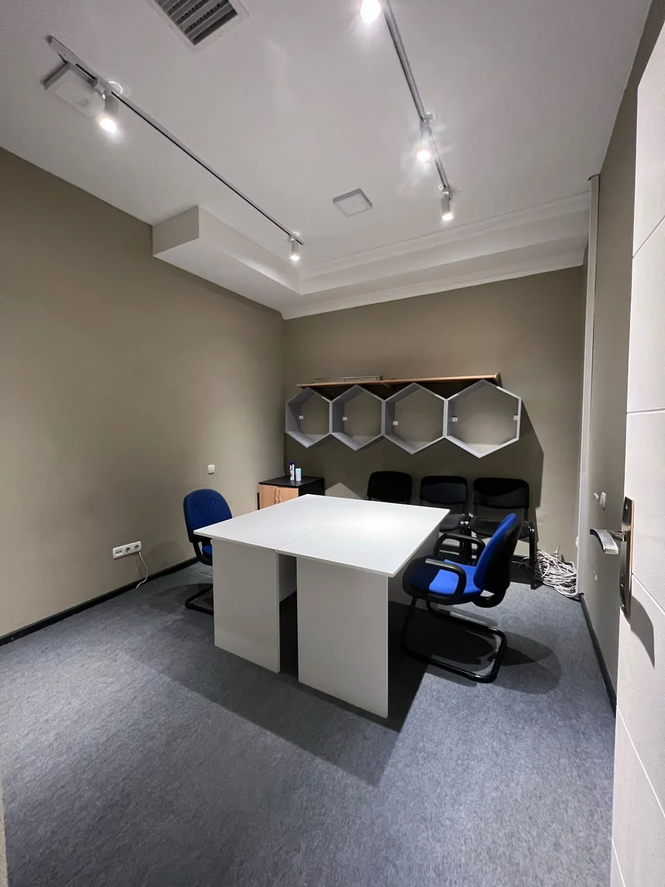 Kirayə 3 otaqlı Ofis 75 m² Nərimanov r. – şəkil 4
