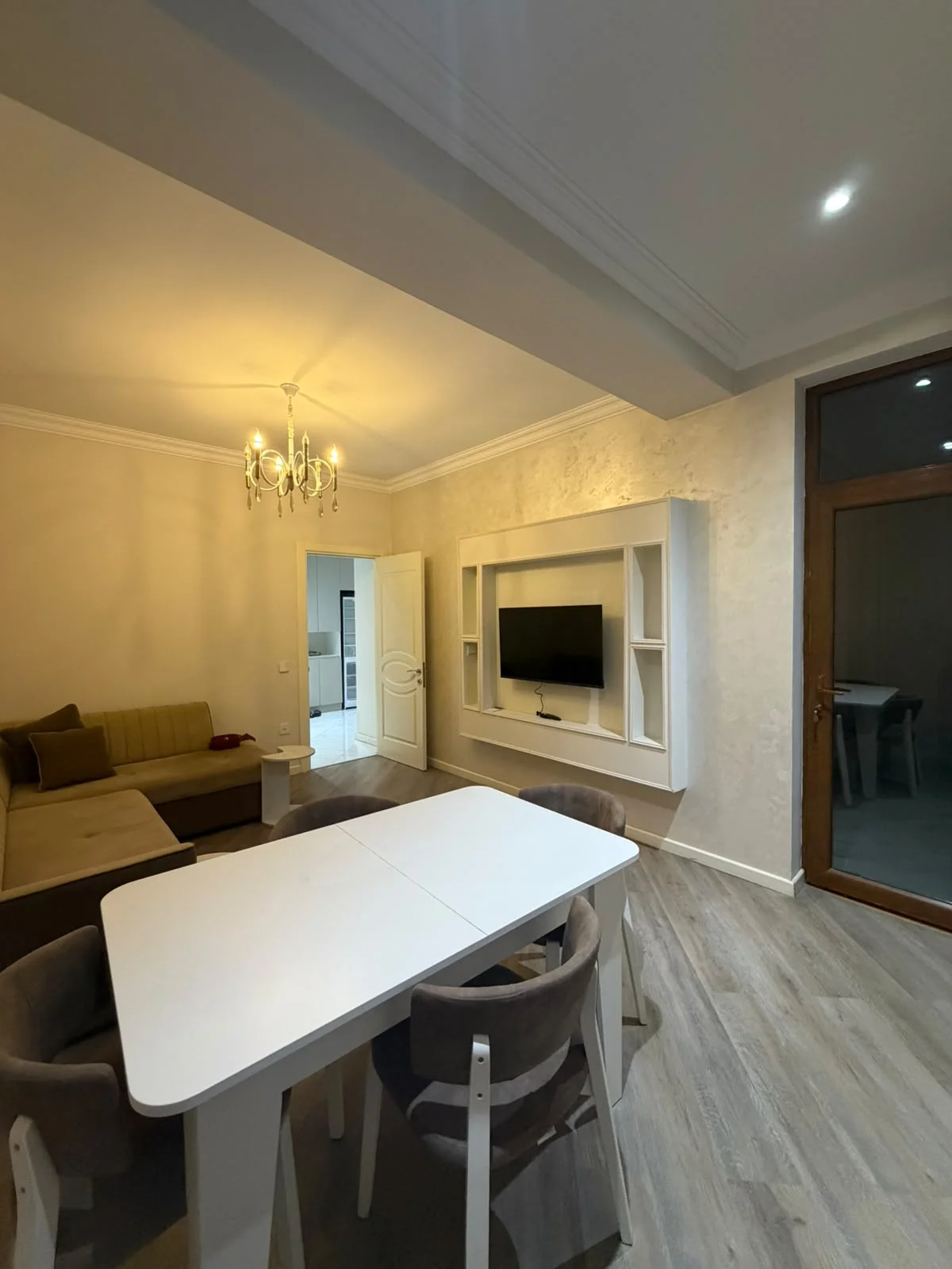 Kirayə 2 otaqlı Mənzil 50 m² Nərimanov r.