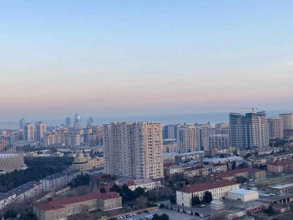 Kirayə 2 otaqlı Mənzil 110 m² Nəsimi r. – şəkil 17